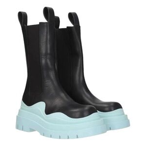 Authentic BOTTEGA VENETA tire leather boots size 41